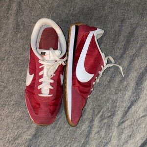 Size 11 Nike Mens Varsity Red Athletic Sneakers